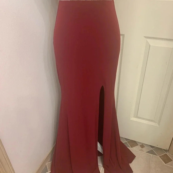 Prom Homecoming Bridesmaid Wedding Formal Long Gown Red Maroon - Picture 9 of 16